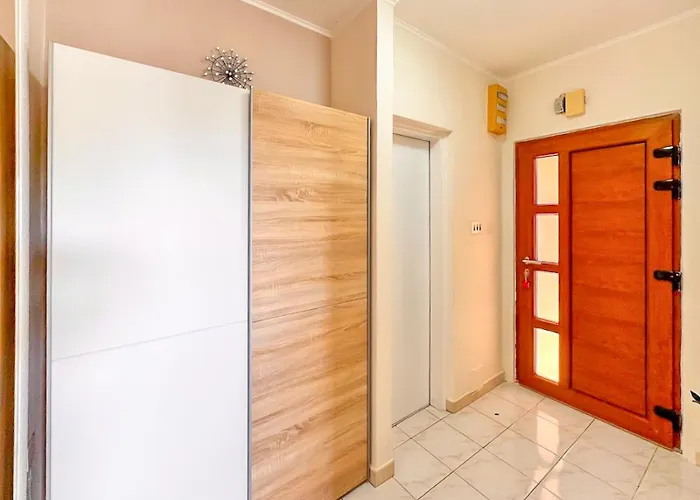 Vesna With A Terrace And Sea View *