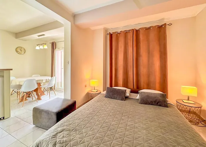 Vesna With A Terrace And Sea View Appartement Rabac